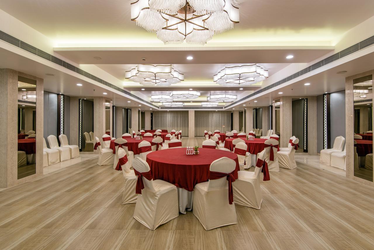 Regenta Central Jaipur Buitenkant foto